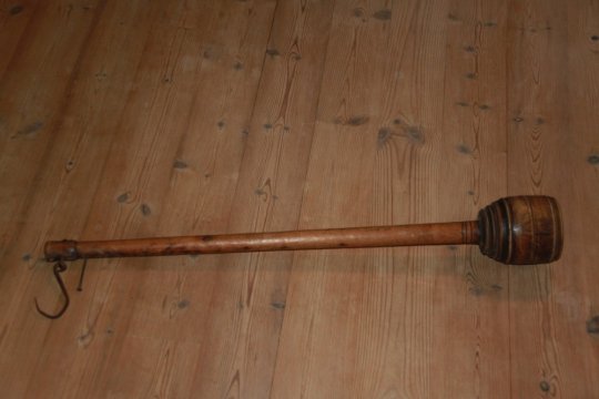 Gammel bismervægt fra 1831