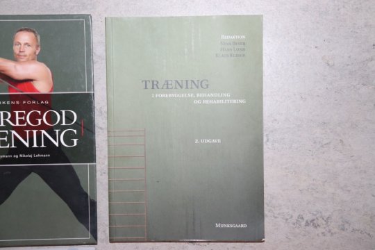 Bøger til fysioterapiuddannelsen