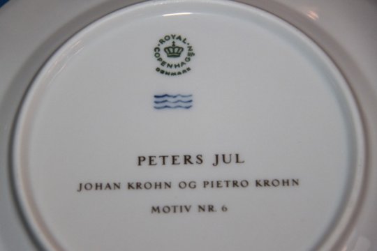 Royal Copenhagen Peters jul platte