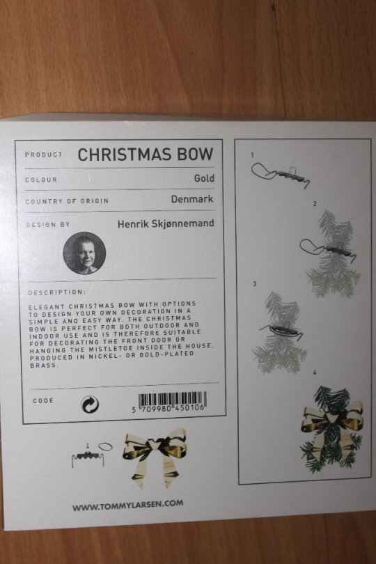 Tommy Larsen Christmas Bow